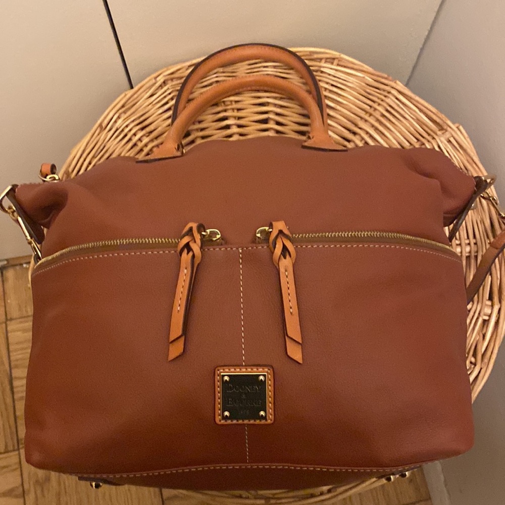Dooney & Bourke - Picture 5 of 14